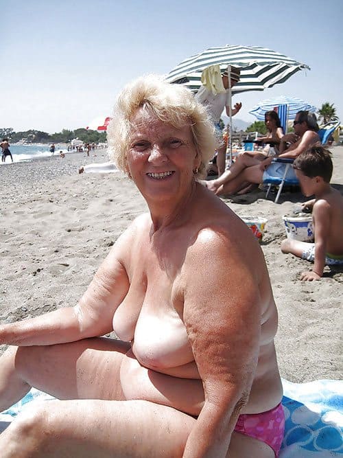 Бабушка нудистка любит трахаться в свои 70 лет 9 из 24 фото