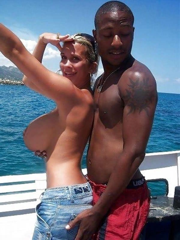 Белые женщины едут на отдых ради пляжного секса с большим черным членом 21 из 30 фото
