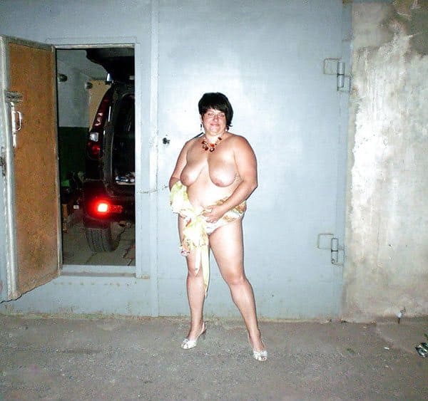 Домашние порно фото русской жены толстушки 8 из 17 фото