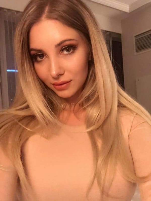 Инстаграм блондинка с идеальными сиськами 19 фото