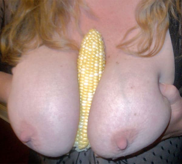 Девушки мастурбируют кукурузой подборка 10 из 50 фото