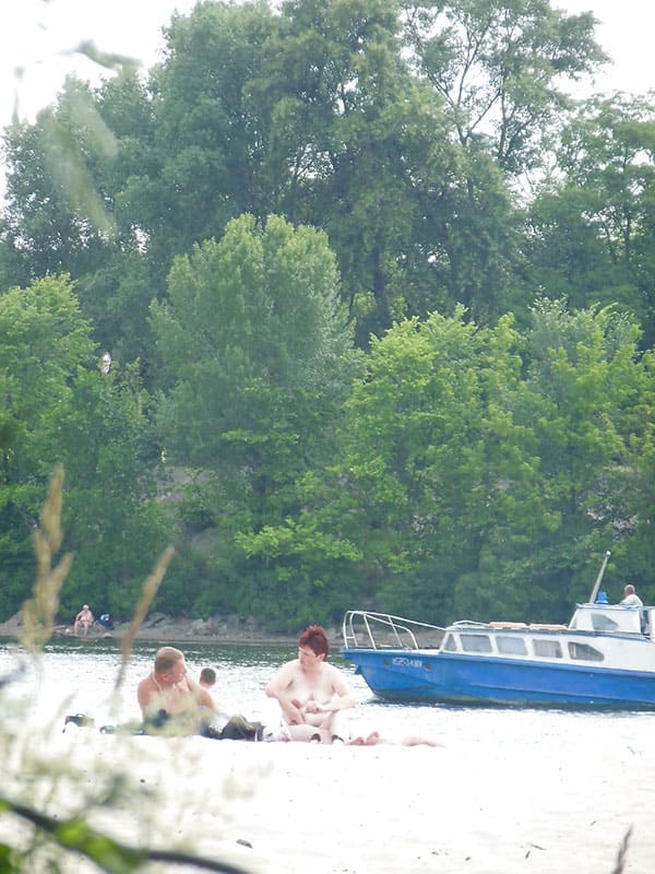 Нудистский пляж в Киеве съемка скрытой камерой 10 из 20 фото