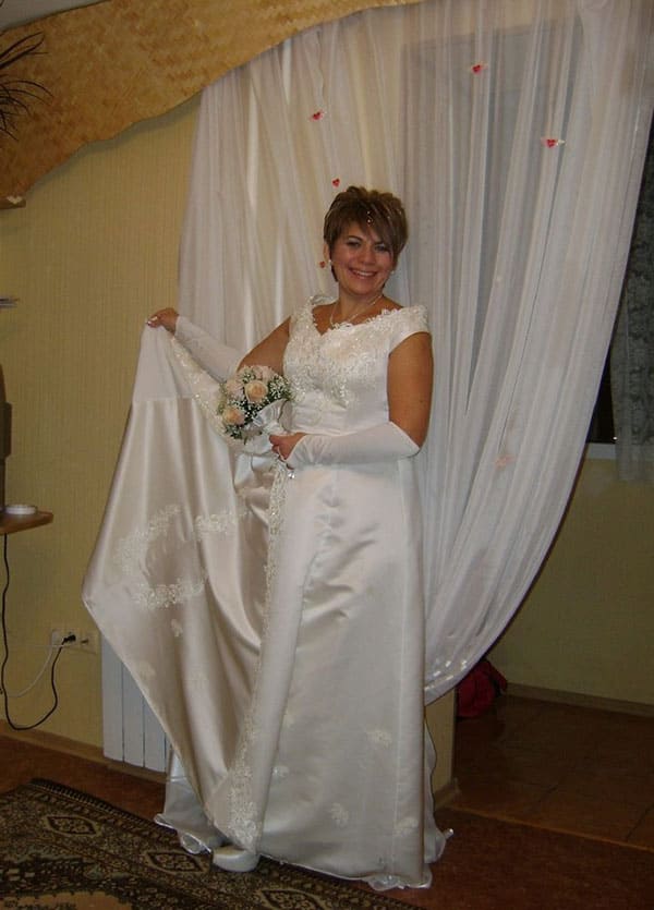 Русская невеста позирует перед мужем 5 из 33 фото