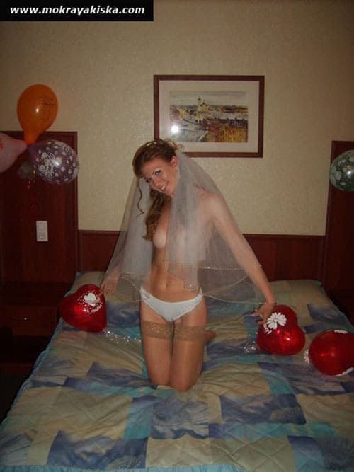 Первая брачная ночь эротическая фотосессия невесты фото