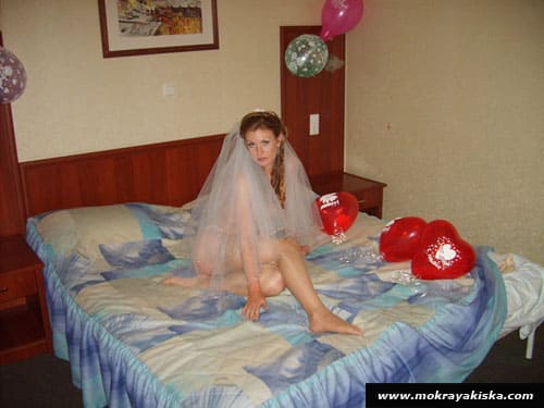 Первая брачная ночь эротическая фотосессия невесты фото