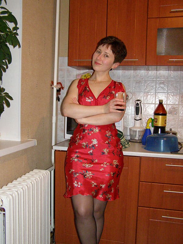 Русские жены в одежде и без 17 из 50 фото