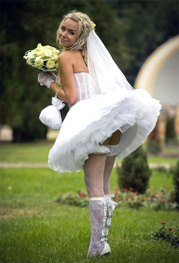Случайные засветы русских невест подсмотренное 12 фото