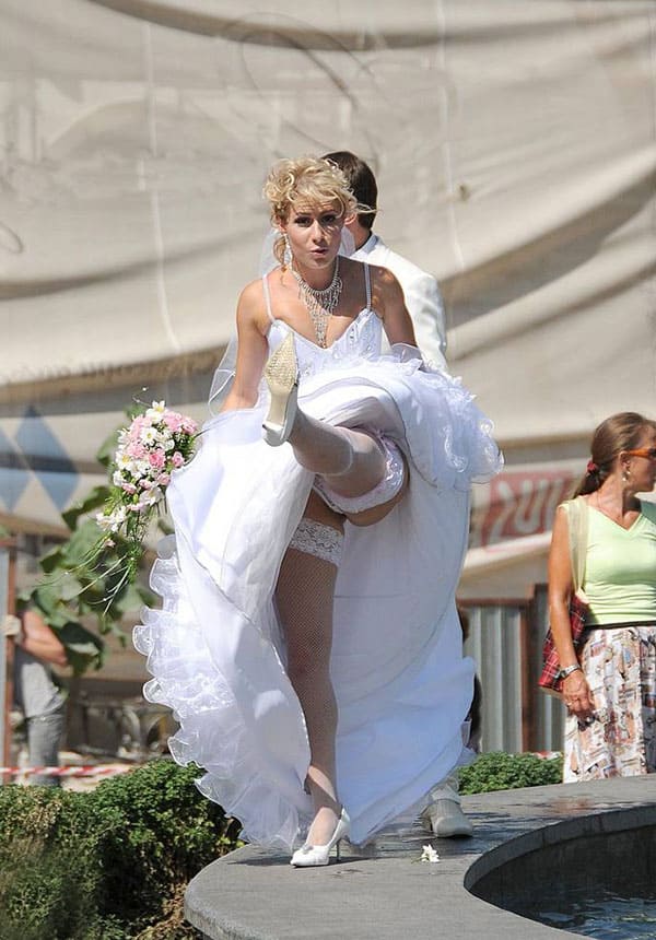 Случайные засветы русских невест подсмотренное 17 фото