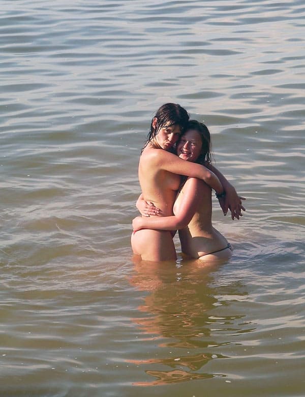 Горячие фото девушек с русских пляжей 37 из 50 фото