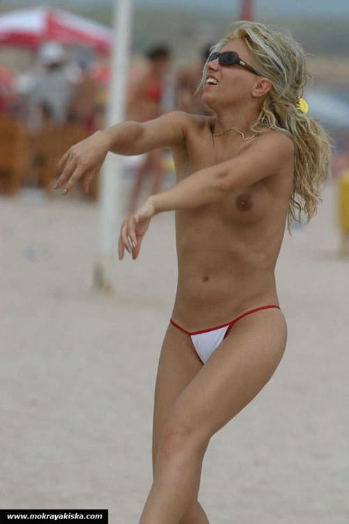 Девушки на русских пляжах 19 из 35 фото