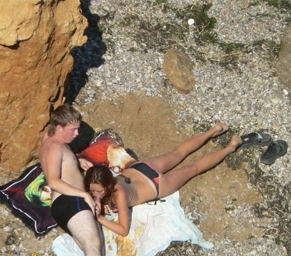 Подсмотренный секс на пляже подборка 37 из 50 фото