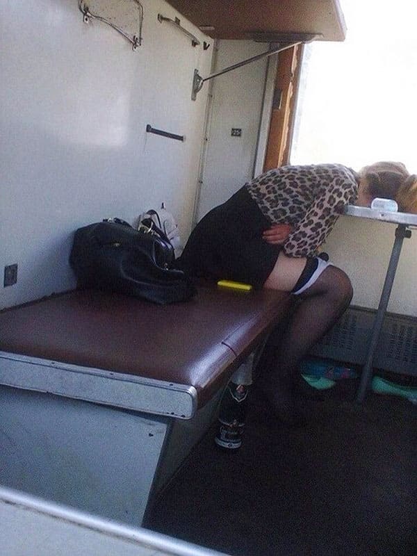 Сексуальные попутчицы в русских поездах плацкартах 40 из 40 фото