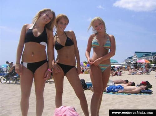 Девушки и женщины на пляже фото 20 из 33 фото