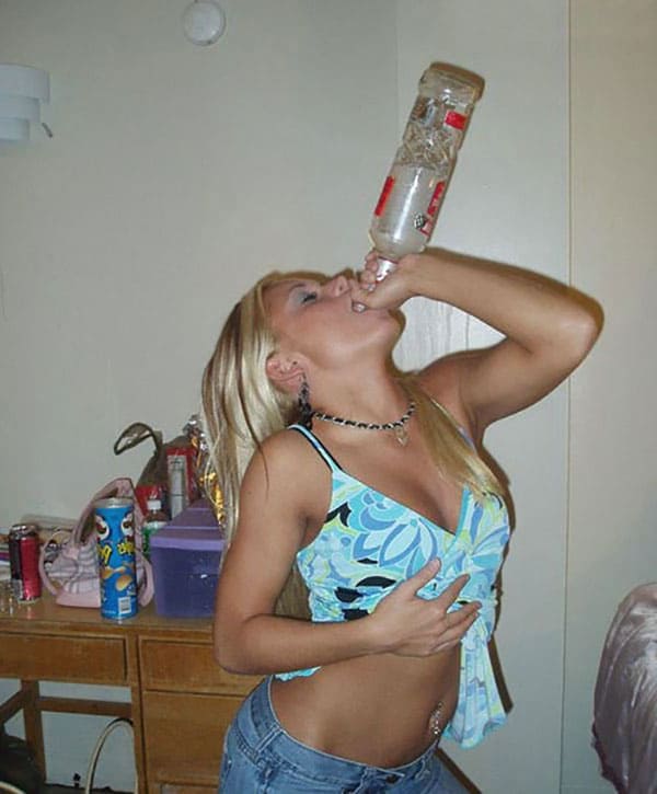 Пьяные русские голые жены 21 из 32 фото