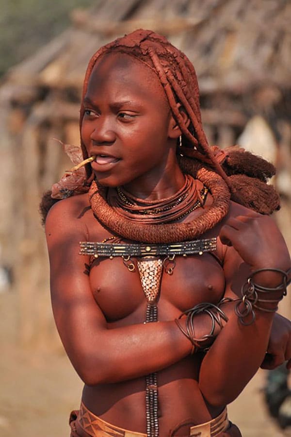 Голые папуаски из племени лесбиянок 13 из 73 фото