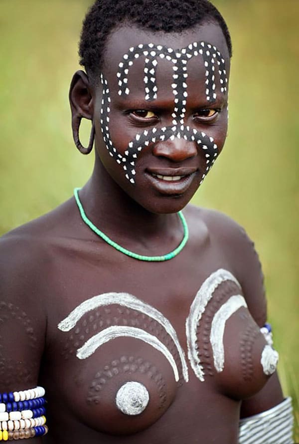 Голые папуаски из племени лесбиянок 18 из 73 фото