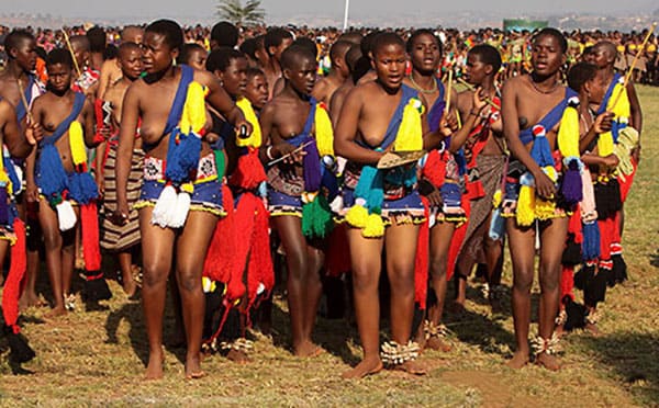 Голые папуаски из племени лесбиянок 57 из 73 фото