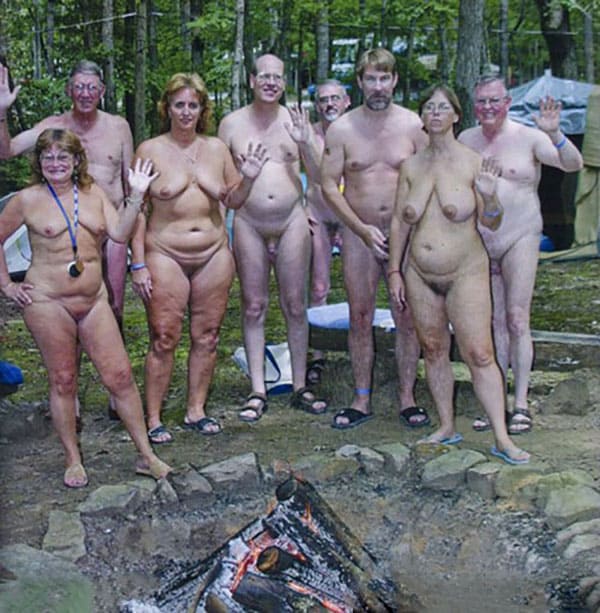 Любительские фото голых девушек с пляжа 32 из 32 фото