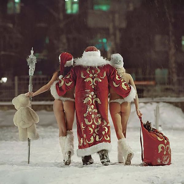 Девушки в костюмах сексуальных снегурочек 4 из 30 фото